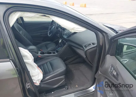 2015 Ford Escape S из США, поврежденный, VIN 1FMCU0F74FUC11592